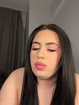 Snapshot of Andrestarr chatting on April 1, 2026, 6:16 pm Andrestarr online show from April 1, 2026, 6:16 pm