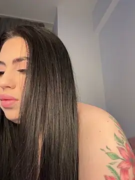 Snapshot of Andrestarr chatting on March 31, 2026, 5:04 pm Andrestarr online show from March 31, 2026, 5:04 pm