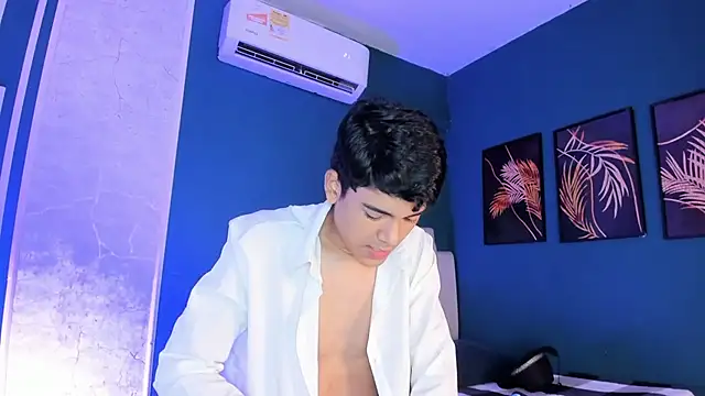 SandroVeyra online show from October 22, 2025, 2:22 am