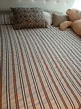 Snapshot of Mateo_Isabella chatting on September 24, 2025, 6:36 pm Mateo Isabella online show from September 24, 2025, 6:36 pm