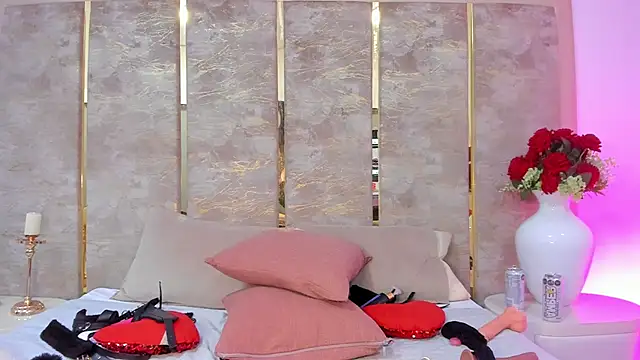 Snapshot of AishaValcazar chatting on February 3, 2026, 6:40 am AishaValcazar online show from February 3, 2026, 6:40 am