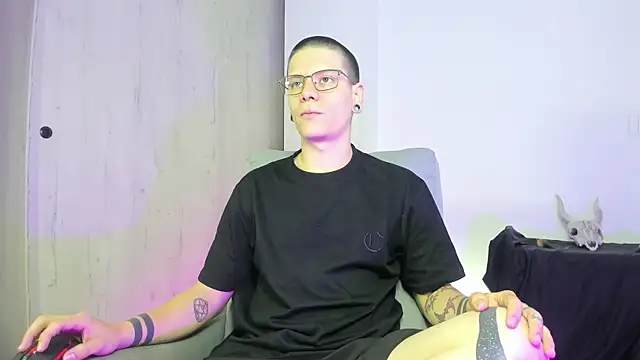 Jerry Cole online show from January 5, 2026, 10:13 pm