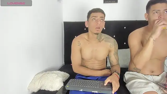 maykel and mike online show from November 15, 2025, 10:08 am