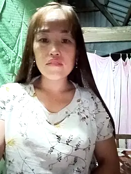 Snapshot of Vuong_x chatting on October 10, 2025, 9:37 pm Vuong x online show from October 10, 2025, 9:37 pm