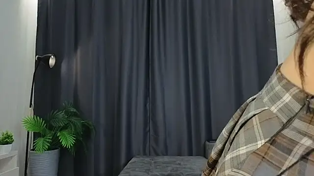 Jupiter Boobs online show from February 9, 2026, 4:27 pm