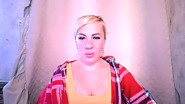 EmmaCat  online show from September 20, 2025, 4:28 am