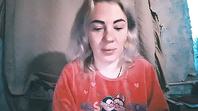 EmmaCat  online show from November 9, 2025, 5:22 am