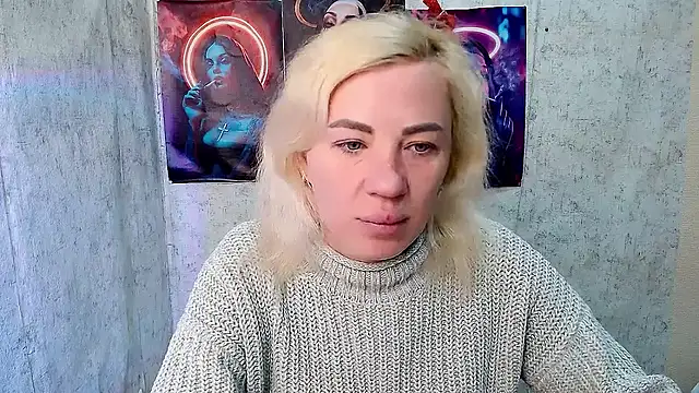 Snapshot of EmmaCat_ chatting on February 23, 2026, 5:09 am EmmaCat online show from February 23, 2026, 5:09 am