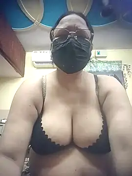 Snapshot of thehotlady chatting on July 25, 2026, 8:55 am thehotlady online show from July 25, 2026, 8:55 am