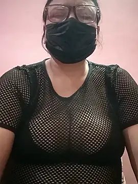 thehotlady online show from January 13, 2026, 12:53 pm