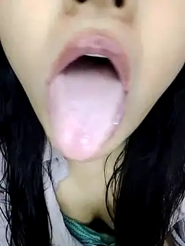 rasmiva online show from October 12, 2025, 7:37 pm