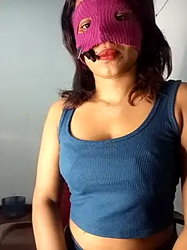 Ceylon couple online show from October 26, 2025, 10:37 am