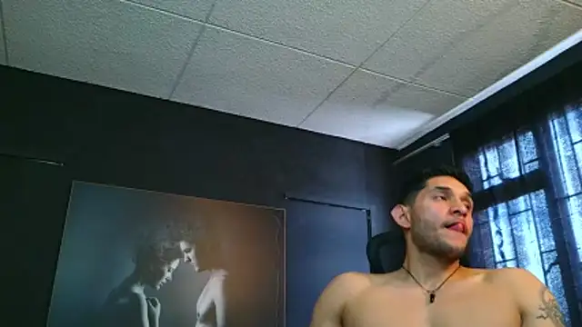 Snapshot of RichardMilleer chatting on May 13, 2026, 5:53 pm RichardMilleer online show from May 13, 2026, 5:53 pm