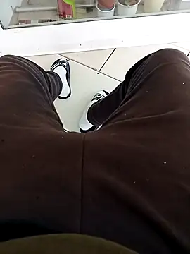 fullystroked online show from October 25, 2025, 10:36 am