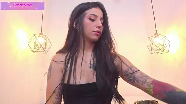 Allisson   online show from June 19, 2026, 8:14 pm