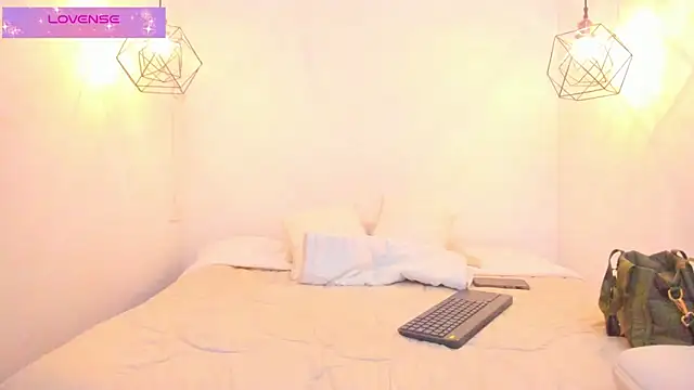 Allisson   online show from June 13, 2026, 8:07 pm