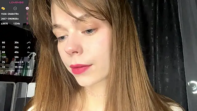 Snapshot of YourLittleElfie chatting on September 26, 2025, 3:19 pm YourLittleElfie online show from September 26, 2025, 3:19 pm