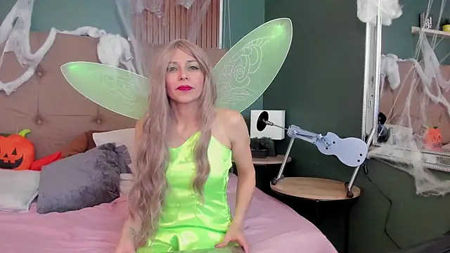 Lilithmuller  online show from October 31, 2025, 3:19 pm