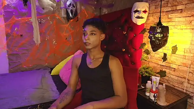 CoffeNaughty nom online show from October 30, 2025, 5:17 am