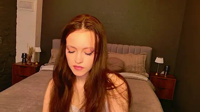 SallyPinkman online show from April 19, 2026, 9:10 am