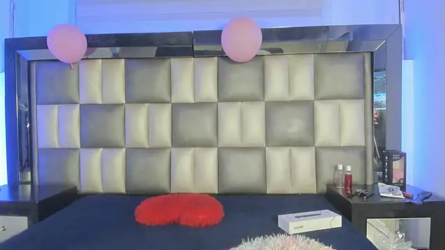 abbiecollins js online show from November 27, 2025, 3:18 am