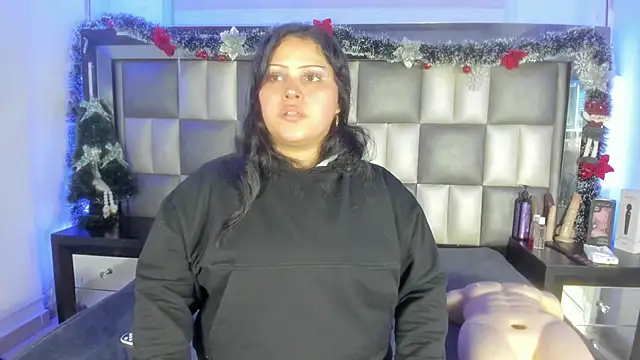 abbiecollins js online show from January 8, 2026, 3:45 am