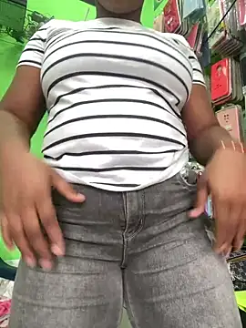 Karol sexy23 online show from December 17, 2025, 2:22 pm