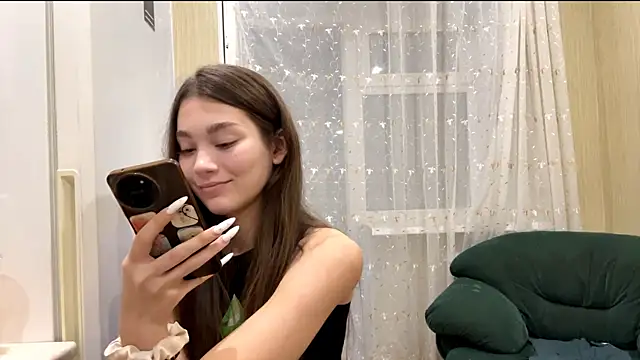 Cuteviola online show from September 21, 2025, 10:31 am