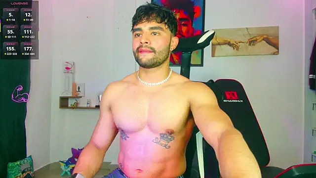 Snapshot of JordanRossie chatting on December 22, 2025, 10:43 pm JordanRossie online show from December 22, 2025, 10:43 pm