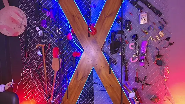 Dmorningstar bdsm online show from October 28, 2025, 1:21 pm