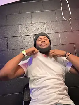 nymphoandthebeast69 online show from April 20, 2026, 7:22 am