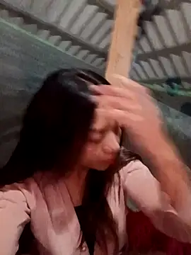 -Miu-98 online show from October 28, 2025, 9:03 pm