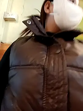 -Miu-98 online show from February 27, 2026, 11:32 am