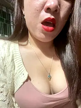 Luna-ass online show from December 15, 2025, 12:00 pm