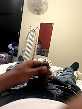 Snapshot of dannybs05 chatting on October 17, 2025, 5:44 am dannybs05 online show from October 17, 2025, 5:44 am