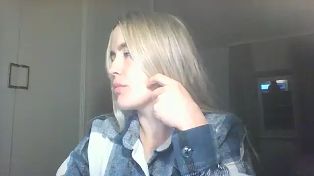 Snapshot of Frosian chatting on September 27, 2025, 6:03 pm Frosian online show from September 27, 2025, 6:03 pm