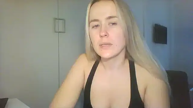 Snapshot of Frosian chatting on October 4, 2025, 10:06 am Frosian online show from October 4, 2025, 10:06 am