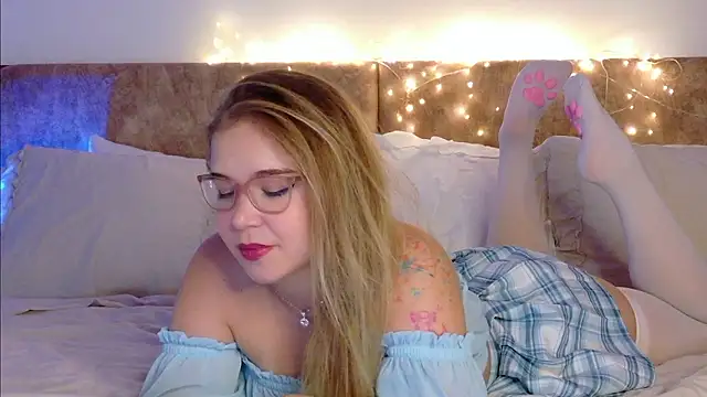 Lilith Bonheur online show from January 19, 2026, 2:10 pm