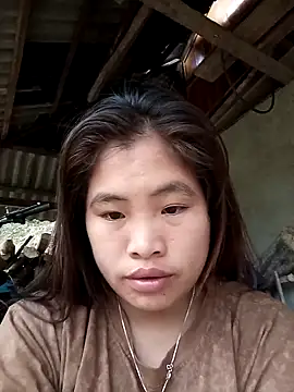 Luyen004 online show from March 4, 2026, 12:40 am