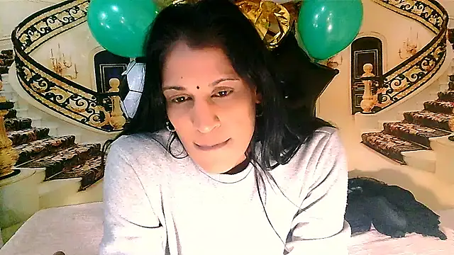 IndianSexcSmyle online show from July 18, 2026, 5:38 am