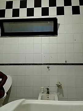 Kwasi-a online show from November 29, 2025, 5:51 am