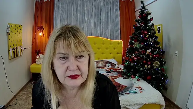 EmmaEllison online show from January 13, 2026, 7:12 am