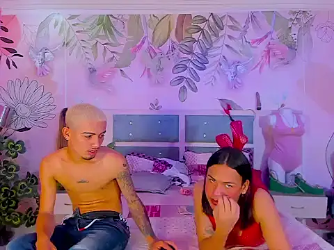 Snapshot of sweet_lulu_sofia chatting on September 25, 2025, 5:35 am sweet lulu sofia online show from September 25, 2025, 5:35 am