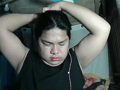 Huntrix2025 online show from April 13, 2026, 8:46 pm