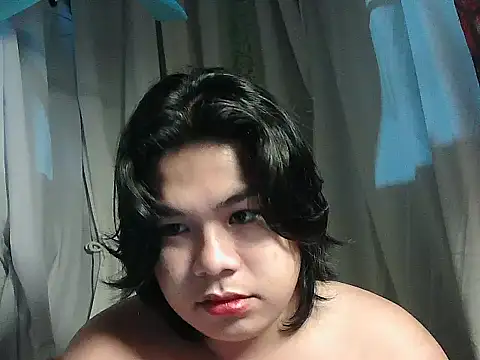 Snapshot of Huntrix2025 chatting on February 9, 2026, 8:29 pm Huntrix2025 online show from February 9, 2026, 8:29 pm