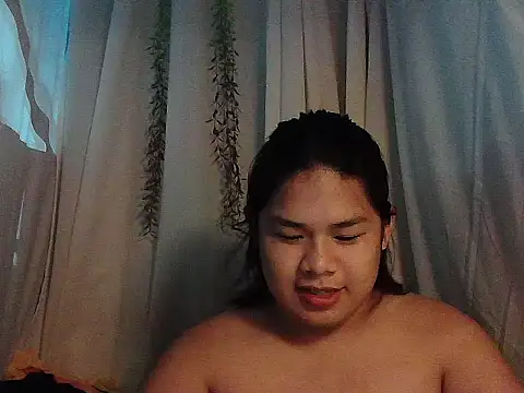 Huntrix2025 online show from March 5, 2026, 12:35 pm