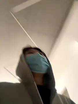 Snapshot of LAURA_LLL chatting on September 16, 2025, 4:46 am LAURA LLL online show from September 16, 2025, 4:46 am