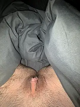 Snapshot of FtM_anonyme chatting on March 4, 2026, 1:46 am FtM anonyme online show from March 4, 2026, 1:46 am