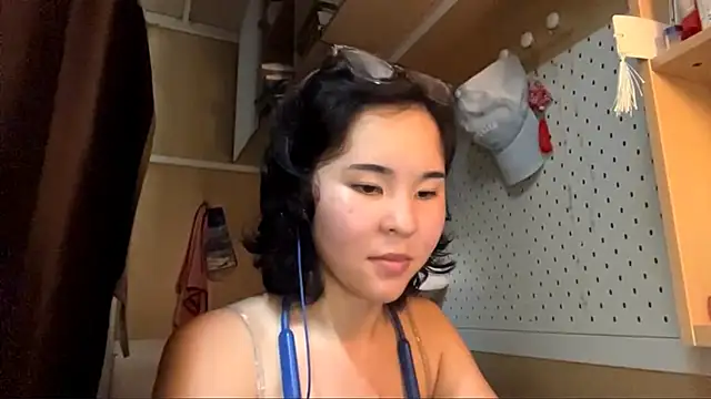 JennyCarpenter online show from May 24, 2026, 6:57 am