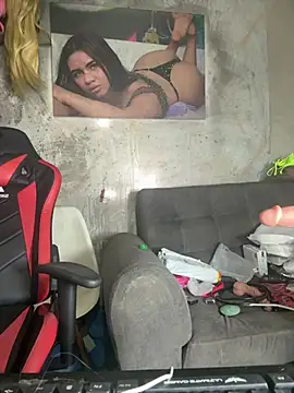 innocenttemplegirl online show from April 19, 2026, 12:44 am